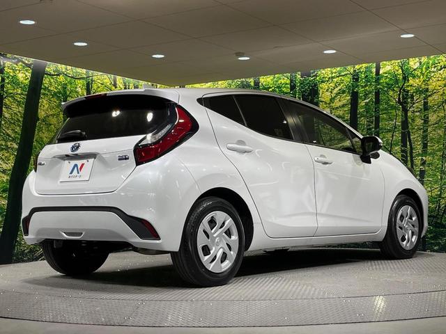 アクア X 純正ディスプレイオーディオナビ付 バックカメラ 衝突被害軽減システム 100V電源 レーダークルーズ 禁煙車 コーナーセンサー スマートキー LEDヘッド オートハイビーム 車線逸脱警報(17枚目)