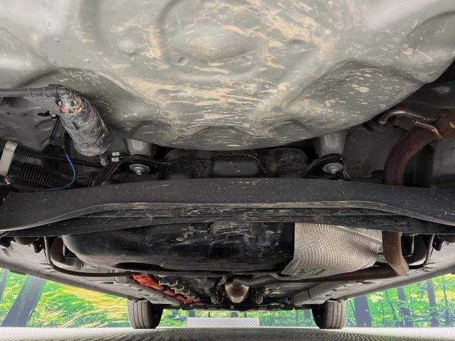 アクア X 純正ディスプレイオーディオナビ付 バックカメラ 衝突被害軽減システム 100V電源 レーダークルーズ 禁煙車 コーナーセンサー スマートキー LEDヘッド オートハイビーム 車線逸脱警報(19枚目)