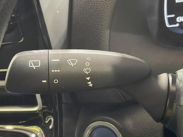 アクア X 純正ディスプレイオーディオナビ付 バックカメラ 衝突被害軽減システム 100V電源 レーダークルーズ 禁煙車 コーナーセンサー スマートキー LEDヘッド オートハイビーム 車線逸脱警報(29枚目)