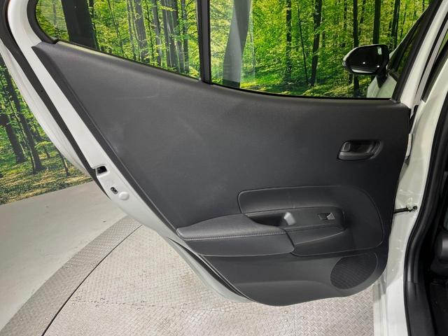 アクア X 純正ディスプレイオーディオナビ付 バックカメラ 衝突被害軽減システム 100V電源 レーダークルーズ 禁煙車 コーナーセンサー スマートキー LEDヘッド オートハイビーム 車線逸脱警報(42枚目)