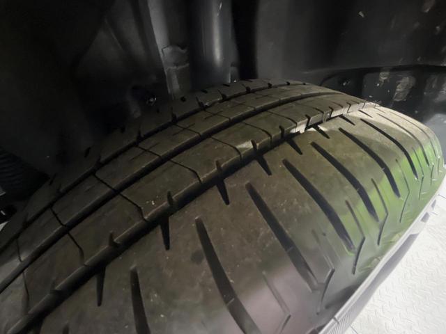 アクア X 純正ディスプレイオーディオナビ付 バックカメラ 衝突被害軽減システム 100V電源 レーダークルーズ 禁煙車 コーナーセンサー スマートキー LEDヘッド オートハイビーム 車線逸脱警報(50枚目)