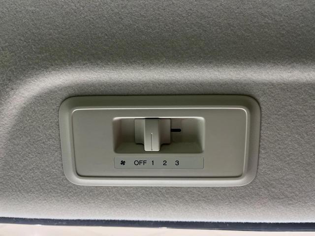 ステップワゴン Ｇ　インターナビ　コンフォートセレクション　両側電動ドア　純正ＨＤＤナビ　バックカメラ　禁煙車　ドラレコ　スマートキー　ＨＩＤヘッドライト　ビルトインＥＴＣ　クルコン　オートライト　オートエアコン　純正１５インチアルミ　ＣＤ　ＤＶＤ再生　地デジ（43枚目）