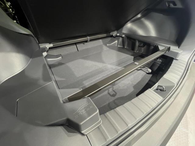 カローラクロス ハイブリッド Z 純正SDナビ バックカメラ 衝突被害軽減システム レーダークルーズ 禁煙車 電動リアゲート ハーフレザーシート パワーシート コーナーセンサー スマートキー LEDヘッドライト ビルトインETC(41枚目)