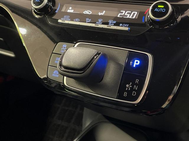 アクア X ディスプレイオーディオ バックカメラ 衝突被害軽減システム レーダークルーズ 禁煙車 スマートキー LEDヘッドライト ビルトインETC オートマチックハイビーム オートライト Bluetooth(24枚目)