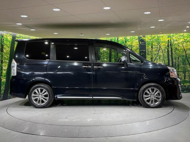 ヴォクシー ZS 煌Z 純正8型ナビ 両側電動ドア バックカメラ 禁煙車 ハーフレザーシート スマートキー HIDヘッド ビルトインETC オートエアコン 純正16インチアルミ Bluetooth CD DVD再生(53枚目)