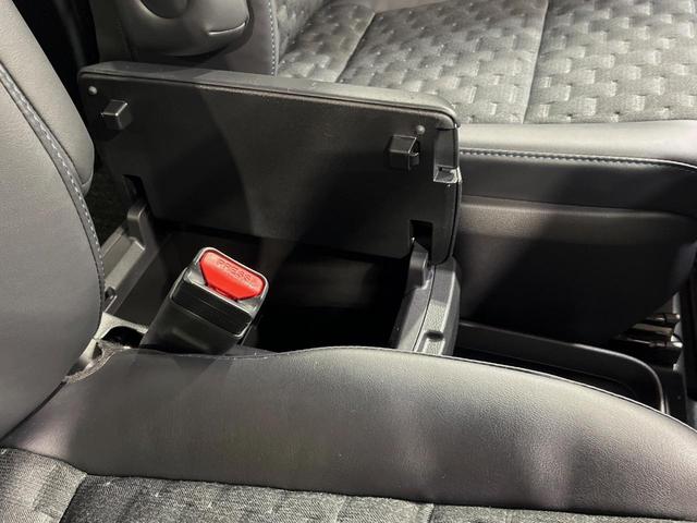 ヴォクシー S-Z 後席モニター 純正10.5型ナビ バックカメラ 両側電動スライドドア 禁煙車 スマートキー 衝突軽減装置 LEDヘッドライト 純正アルミホイール オートライト アダプティブクルーズコントロール(45枚目)