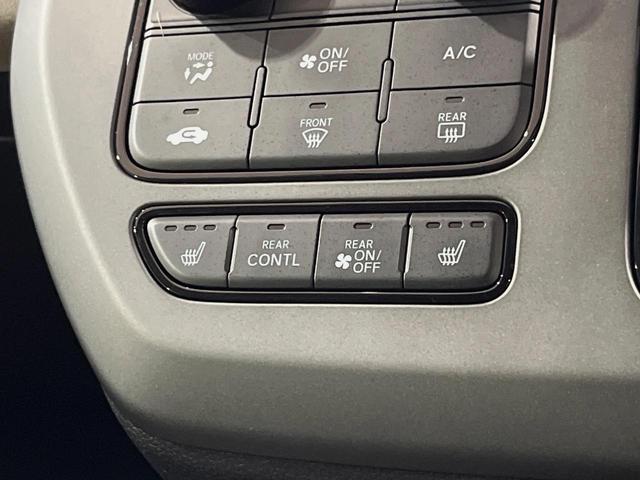 フリード エアー EX 7人 純正9型ナビ 両側電動ドア 禁煙車 バックカメラ ETC リアクーラー ブラインドスポットモニター シートヒーター 純正15インチアルミ ホンダセンシング レーダークルーズ LEDヘッドライト(28枚目)