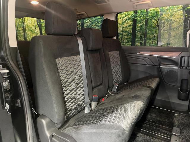 デリカD:5 P 4WD 両側電動ドア 全周囲カメラ 衝突被害軽減システム レーダークルーズ 禁煙車 パワーシート ドラレコ スマートキー LEDヘッド ETC オートライト デュアルエアコン 純正18インチアルミ(9枚目)