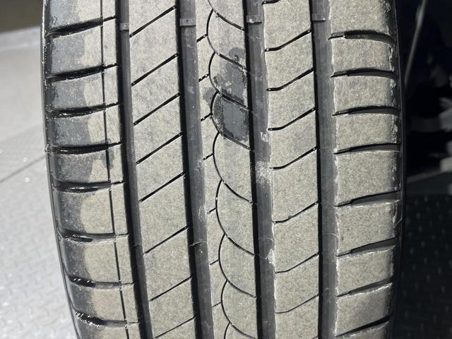 デリカD:5 P 4WD 両側電動ドア 全周囲カメラ 衝突被害軽減システム レーダークルーズ 禁煙車 パワーシート ドラレコ スマートキー LEDヘッド ETC オートライト デュアルエアコン 純正18インチアルミ(51枚目)