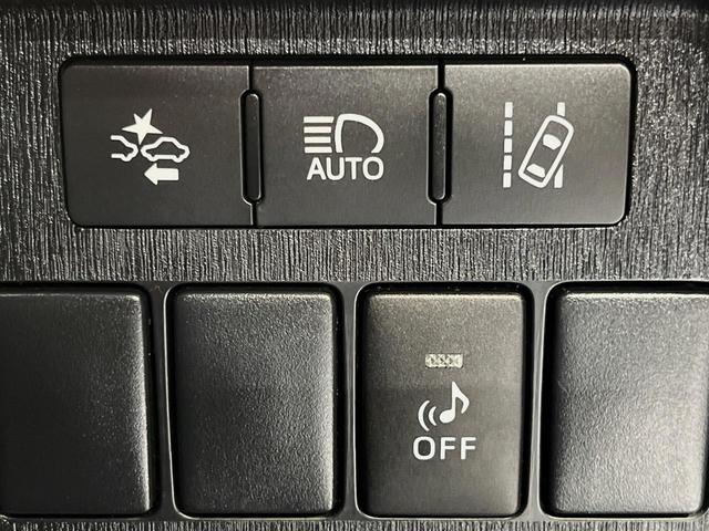プリウスアルファ Gツーリングセレクション プリクラッシュセーフティ レーダークルーズ 純正ナビ 禁煙車 バックカメラ ETC ドライブレコーダー パワーシート LEDヘッドライト LEDフォグランプ フルセグTV Bluetooth(31枚目)