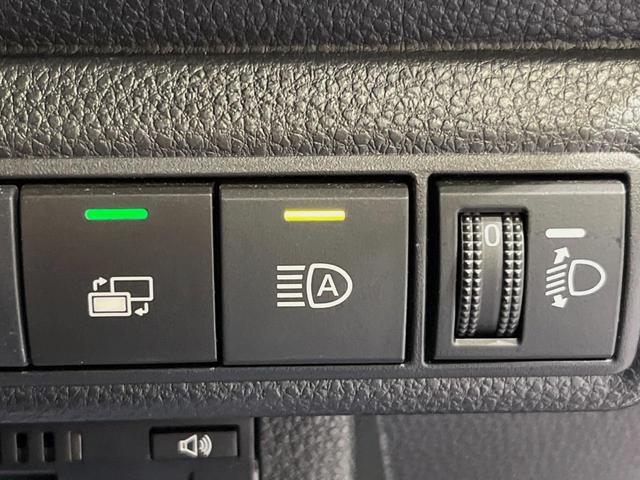 カローラツーリング ハイブリッド S 純正ディスプレイオーディオナビ付 バックカメラ ETC ドライブレコーダー 禁煙車 衝突軽減装置 スマートキー オートエアコン LEDヘッドライト 純正アルミホイール レーダークルーズコントロール(32枚目)