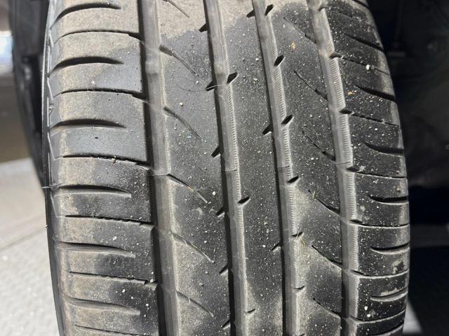 カローラツーリング ハイブリッド S 純正ディスプレイオーディオナビ付 バックカメラ ETC ドライブレコーダー 禁煙車 衝突軽減装置 スマートキー オートエアコン LEDヘッドライト 純正アルミホイール レーダークルーズコントロール(50枚目)