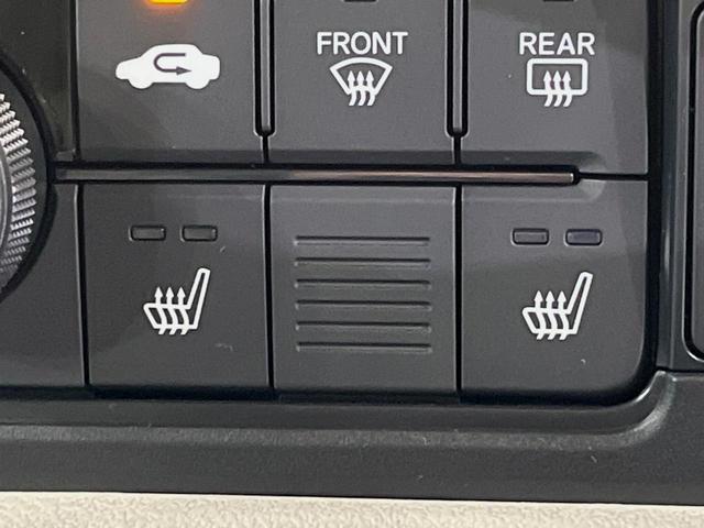 N-BOX ベースグレード 届出済未使用車 パワースライドドア 衝突軽減システム レーダークルーズ シートヒーター 電子パーキング オートブレーキホールド LEDヘッドライト スマートキー(4枚目)