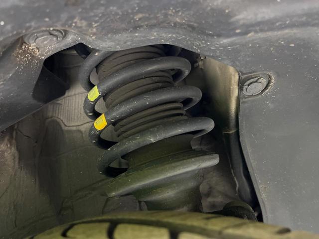 クロスビー ハイブリッドMZ 純正8型ナビ 全周囲カメラ 衝突軽減システム 禁煙車 ETC ドライブレコーダー カモフラージュ柄サイドデカール LEDヘッドライト クルコン シートヒーター パーキングセンサー Bluetooth(26枚目)