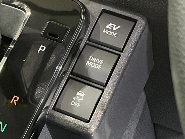 シエンタ ハイブリッドＸ　７人　登録済未使用車　電動スライドドア　衝突被害軽減システム　レーダークルーズコントロール　コーナーセンサー　スマートキー　ＬＥＤヘッドライト　オートマチックハイビーム　オートライト　オートエアコン（26枚目）