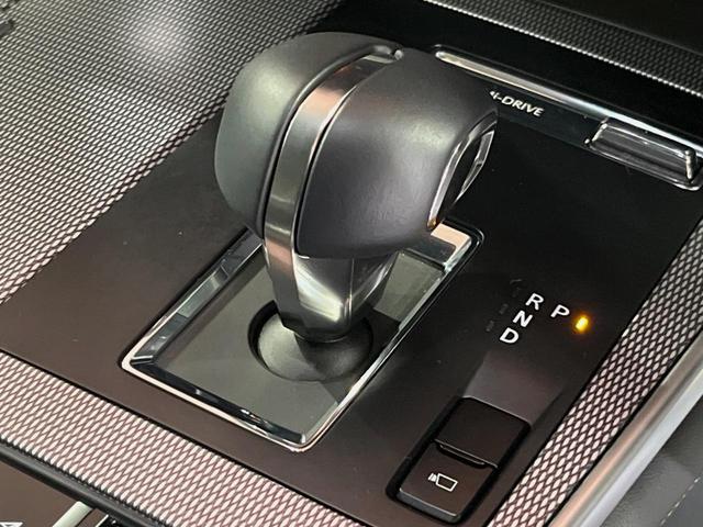 ＣＸ－６０ ＸＤ　Ｌパッケージ　黒革シート　１２．３型ナビ　全周囲カメラ　禁煙車　クルージングトラフィックサポート　ハンズフリー電動リアゲート　全席シートヒーター　前席パワーシート　ＡＣ１５０Ｗ　ワイヤレス充電　衝突軽減（24枚目）
