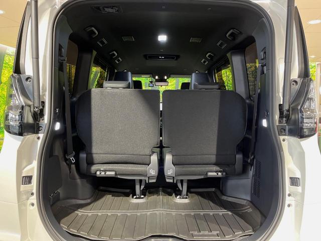 ヴォクシー ハイブリッドＳ－Ｚ　モデリスタフルエアロ　シグネチャーイルミ　快適利便ＰＫＧ　１０．５型ナビ　ブラインドスポットモニター　トヨタチームメイト　ドライビングサポートＰＫＧ　プロジェクターＬＥＤヘッド　ユニバーサルステップ（11枚目）