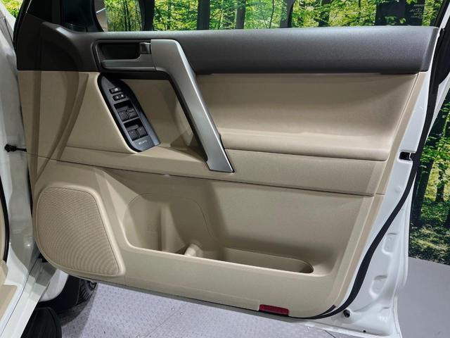 ランドクルーザープラド TX Lパッケージ マットブラックエディション 4WD 7人乗り サンルーフ 9インチディスプレイオーディオ 全周囲カメラ 衝突被害軽減システム レーダークルーズコントロール 禁煙車 レザーシート スマートキー LEDヘッドライト ビルトインETC(45枚目)