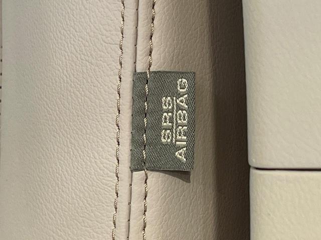 ランドクルーザープラド TX Lパッケージ マットブラックエディション 4WD 7人乗り サンルーフ 9インチディスプレイオーディオ 全周囲カメラ 衝突被害軽減システム レーダークルーズコントロール 禁煙車 レザーシート スマートキー LEDヘッドライト ビルトインETC(49枚目)