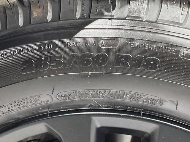 ランドクルーザープラド TX Lパッケージ マットブラックエディション 4WD 7人乗り サンルーフ 9インチディスプレイオーディオ 全周囲カメラ 衝突被害軽減システム レーダークルーズコントロール 禁煙車 レザーシート スマートキー LEDヘッドライト ビルトインETC(60枚目)