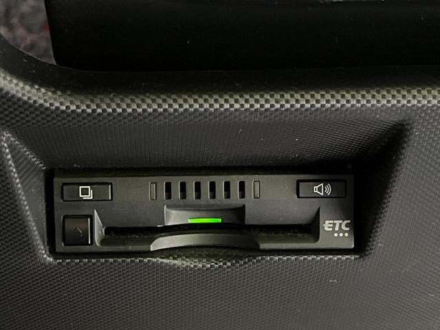 ライズ Ｚ　純正ＳＤナビ　全周囲カメラ　衝突被害軽減システム　レーダークルーズ　禁煙車　ドラレコ　コーナーセンサー　スマートキー　ＬＥＤヘッド　ビルトインＥＴＣ　オートハイビーム　車線逸脱警報　オートライト（5枚目）