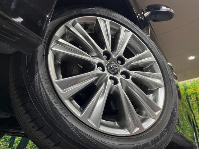 【純正アルミホイール】外観にマッチした純正アルミホイールを装着しております。各種社外アルミホイールや、スタッドレスタイヤも取扱いしております。是非ご相談ください♪