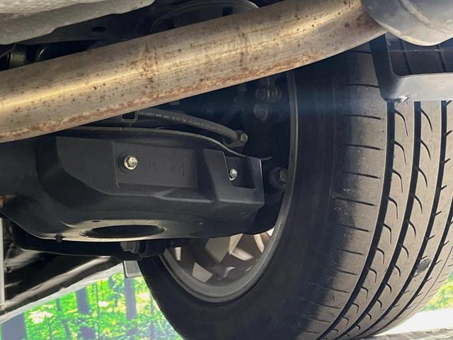 お車を安心してお乗りいただく為には、足回りの定期点検が欠かせません。サービスサポート（有償保証）では無料点検もご提供しており、安心のカーライフをお過ごしいただけるサポート体制が整っています。