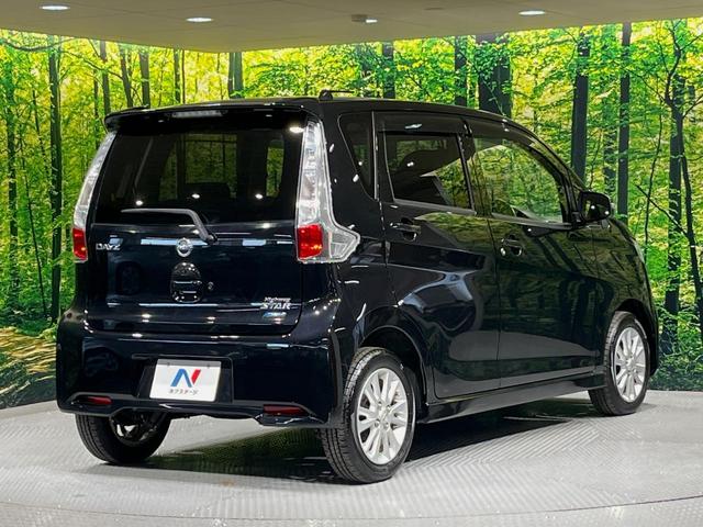 ☆全国のネクステージからお取り寄せが可能※！遠方の店舗に展示してあるクルマが気になる場合も、最寄りの店舗でご覧いただくことが可能です！是非私たちに要望をお聞かせください！※別途費用