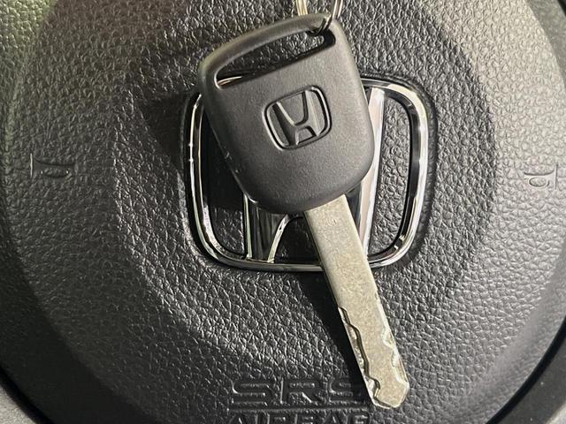 N-VAN G 届出済未使用車 衝突被害軽減システム アダプティブクルーズコントロール オートマチックハイビーム レーンアシスト 車線逸脱警報 オートライト オートエアコン 盗難防止システム(7枚目)