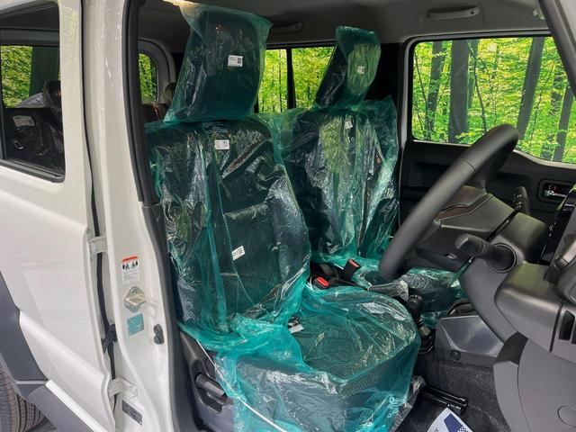 ジムニーノマド ＦＣ　４ＷＤ　登録済未使用車　衝突被害軽減システム　スマートキー　ＬＥＤヘッド　純正１５インチアルミ　オートハイビーム　オートライト　オートエアコン（8枚目）