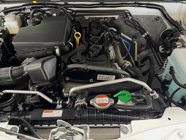 ジムニーノマド ＦＣ　４ＷＤ　登録済未使用車　衝突被害軽減システム　スマートキー　ＬＥＤヘッド　純正１５インチアルミ　オートハイビーム　オートライト　オートエアコン（18枚目）