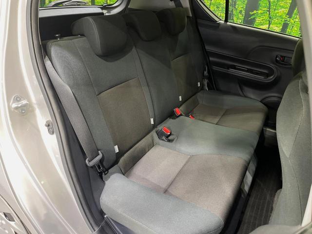 アクア Ｓスタイルブラック　純正ナビ　衝突軽減システム　禁煙車　バックカメラ　ＥＴＣ　ドライブレコーダー　フルセグＴＶ　Ｂｌｕｅｔｏｏｔｈ　スマートキー　プッシュスタート　オートライト　オートエアコン（9枚目）