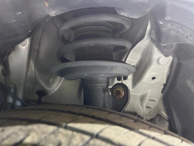 アクア Ｓスタイルブラック　純正ナビ　衝突軽減システム　禁煙車　バックカメラ　ＥＴＣ　ドライブレコーダー　フルセグＴＶ　Ｂｌｕｅｔｏｏｔｈ　スマートキー　プッシュスタート　オートライト　オートエアコン（21枚目）