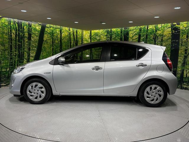 アクア Ｓスタイルブラック　純正ナビ　衝突軽減システム　禁煙車　バックカメラ　ＥＴＣ　ドライブレコーダー　フルセグＴＶ　Ｂｌｕｅｔｏｏｔｈ　スマートキー　プッシュスタート　オートライト　オートエアコン（33枚目）