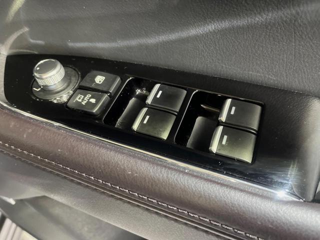 CX-5 XD エクスクルーシブモード BOSEサウンド メーカーナビ 全周囲カメラ 禁煙車 衝突軽減 電動リアゲート レザーシート シートベンチレーション レーダークルーズ ハンドルヒーター ブラインドスポットモニター ETC ドラレコ(42枚目)