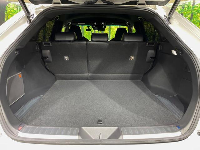 ハリアー Ｚ　メーカーナビ　全周囲カメラ　ＪＢＬサウンド　禁煙車　ブラインドスポットモニター　デジタルインナーミラー　パワーバックドア　パワーシート　衝突軽減　レーダークルーズ　クリアランスソナー　ＥＴＣ（10枚目）