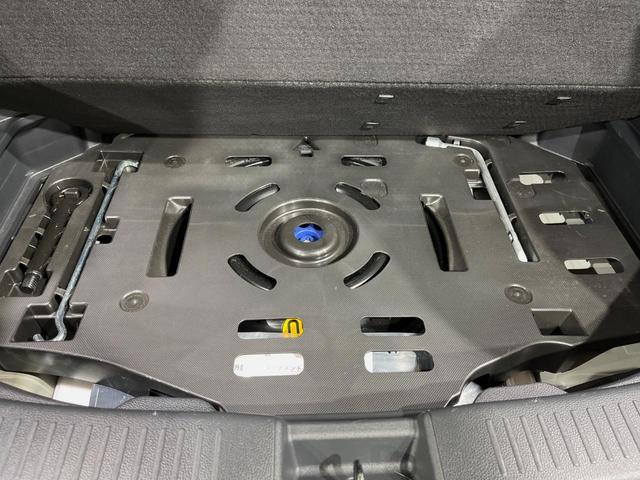 アクア Ｘ　ナビ付ディスプレイオーディオ　禁煙車　ＡＣ１００Ｖ電源　トヨタセーフティセンス　レーダークルーズ　バックカメラ　ＥＴＣ　ＬＥＤヘッドライト　Ｂｌｕｅｔｏｏｔｈ　スマートキー　オートエアコン（36枚目）