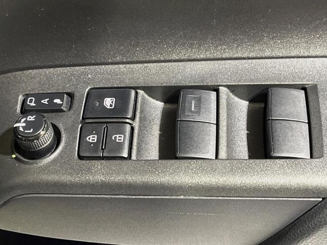 アクア Ｘ　ナビ付ディスプレイオーディオ　禁煙車　ＡＣ１００Ｖ電源　トヨタセーフティセンス　レーダークルーズ　バックカメラ　ＥＴＣ　ＬＥＤヘッドライト　Ｂｌｕｅｔｏｏｔｈ　スマートキー　オートエアコン（41枚目）