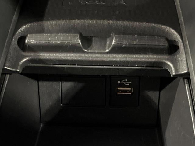アクア Ｘ　ナビ付ディスプレイオーディオ　禁煙車　ＡＣ１００Ｖ電源　トヨタセーフティセンス　レーダークルーズ　バックカメラ　ＥＴＣ　ＬＥＤヘッドライト　Ｂｌｕｅｔｏｏｔｈ　スマートキー　オートエアコン（49枚目）