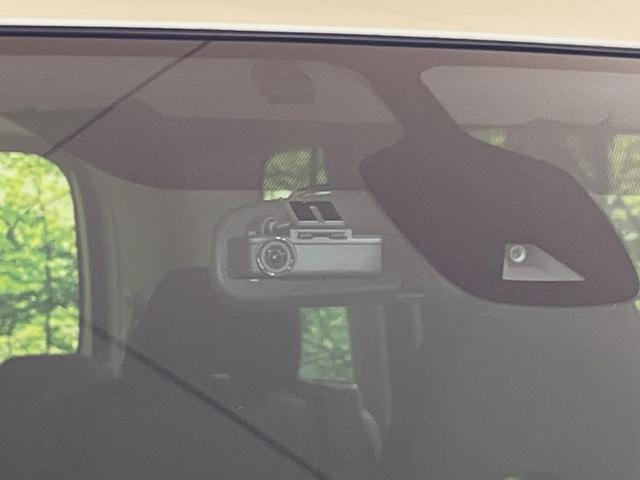 セレナ e-パワー ハイウェイスターV 両側電動ドア 全周囲カメラ 衝突被害軽減システム 禁煙車 ドラレコ コーナーセンサー スマートキー LEDヘッド ビルトインETC クルコン 純正15インチアルミ オートライト オートエアコン(32枚目)