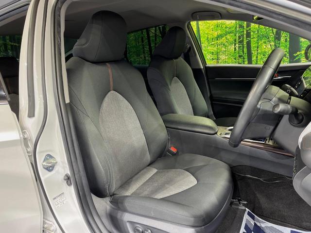 カムリ ＷＳ　バックカメラ　衝突被害軽減システム　レーダークルーズ　禁煙車　ハーフレザーシート　パワーシート　ドラレコ　コーナーセンサー　スマートキー　ＬＥＤヘッド　ビルトインＥＴＣ　純正１７インチアルミ（8枚目）