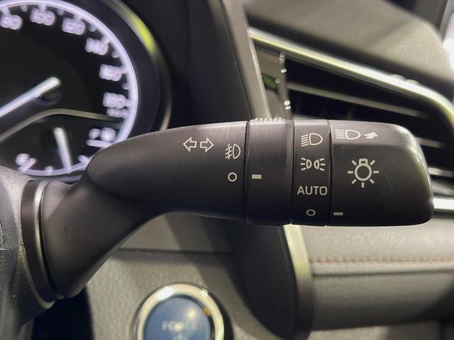 カムリ ＷＳ　バックカメラ　衝突被害軽減システム　レーダークルーズ　禁煙車　ハーフレザーシート　パワーシート　ドラレコ　コーナーセンサー　スマートキー　ＬＥＤヘッド　ビルトインＥＴＣ　純正１７インチアルミ（29枚目）