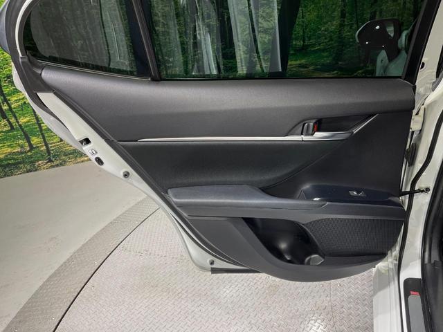 カムリ ＷＳ　バックカメラ　衝突被害軽減システム　レーダークルーズ　禁煙車　ハーフレザーシート　パワーシート　ドラレコ　コーナーセンサー　スマートキー　ＬＥＤヘッド　ビルトインＥＴＣ　純正１７インチアルミ（45枚目）