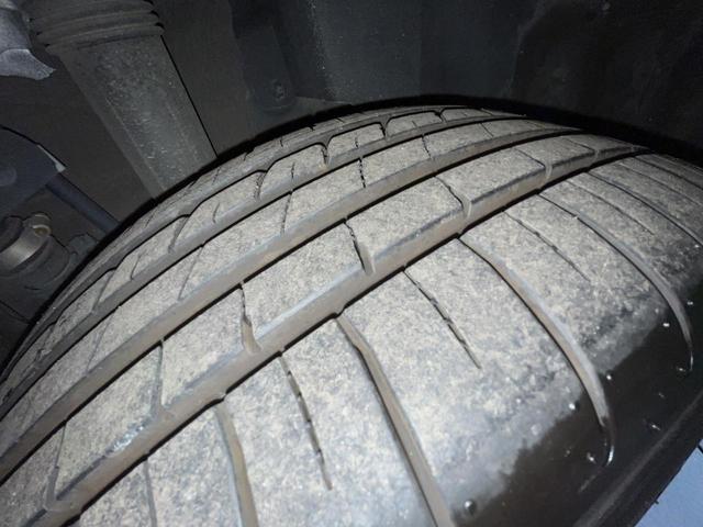 カムリ ＷＳ　バックカメラ　衝突被害軽減システム　レーダークルーズ　禁煙車　ハーフレザーシート　パワーシート　ドラレコ　コーナーセンサー　スマートキー　ＬＥＤヘッド　ビルトインＥＴＣ　純正１７インチアルミ（52枚目）