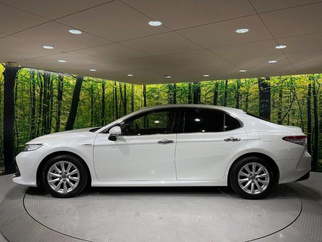 カムリ ＷＳ　バックカメラ　衝突被害軽減システム　レーダークルーズ　禁煙車　ハーフレザーシート　パワーシート　ドラレコ　コーナーセンサー　スマートキー　ＬＥＤヘッド　ビルトインＥＴＣ　純正１７インチアルミ（55枚目）