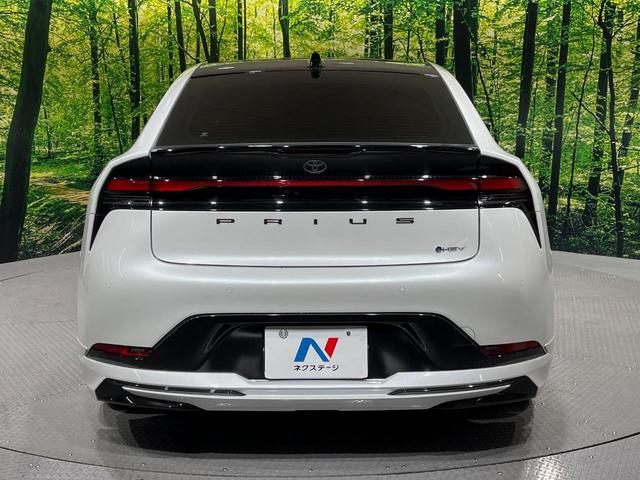 プリウス Ｚ　フルエアロ　バックカメラ　衝突被害軽減システム　レーダークルーズ　禁煙車　電動リアゲート　レザー調シート　前席シートエアコン　パワーシート　コーナーセンサー　スマートキー　ＬＥＤヘッド　ＥＴＣ２．０（15枚目）