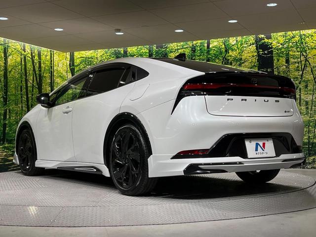 プリウス Ｚ　フルエアロ　バックカメラ　衝突被害軽減システム　レーダークルーズ　禁煙車　電動リアゲート　レザー調シート　前席シートエアコン　パワーシート　コーナーセンサー　スマートキー　ＬＥＤヘッド　ＥＴＣ２．０（29枚目）