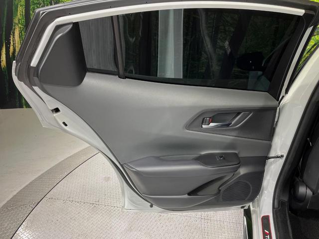 プリウス Ｚ　フルエアロ　バックカメラ　衝突被害軽減システム　レーダークルーズ　禁煙車　電動リアゲート　レザー調シート　前席シートエアコン　パワーシート　コーナーセンサー　スマートキー　ＬＥＤヘッド　ＥＴＣ２．０（53枚目）