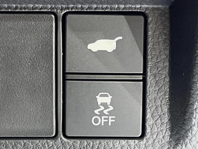 ステップワゴン ｅ：ＨＥＶスパーダ　純正１１．４型ホンダコネクトナビ　登録済未使用車　両側電動ドア　電動リアゲート　後席オットマンシート　シートヒーター　ブラインドスポットモニター　衝突軽減システム　クリアランスソナー　ＬＥＤヘッド（6枚目）