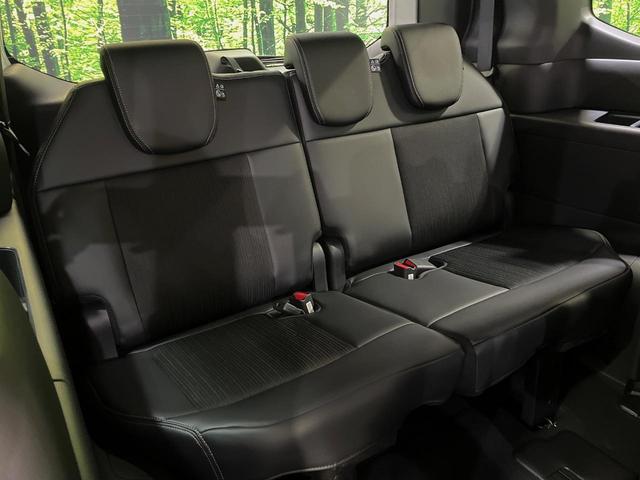 ステップワゴン ｅ：ＨＥＶスパーダ　純正１１．４型ホンダコネクトナビ　登録済未使用車　両側電動ドア　電動リアゲート　後席オットマンシート　シートヒーター　ブラインドスポットモニター　衝突軽減システム　クリアランスソナー　ＬＥＤヘッド（10枚目）